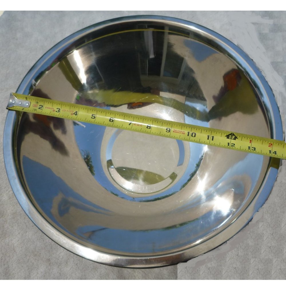 Set of 2 Stainless Steel Mixing Bowls (7.5 Qt Large & 1.5 Qt Medium) - Picture 2 of 3